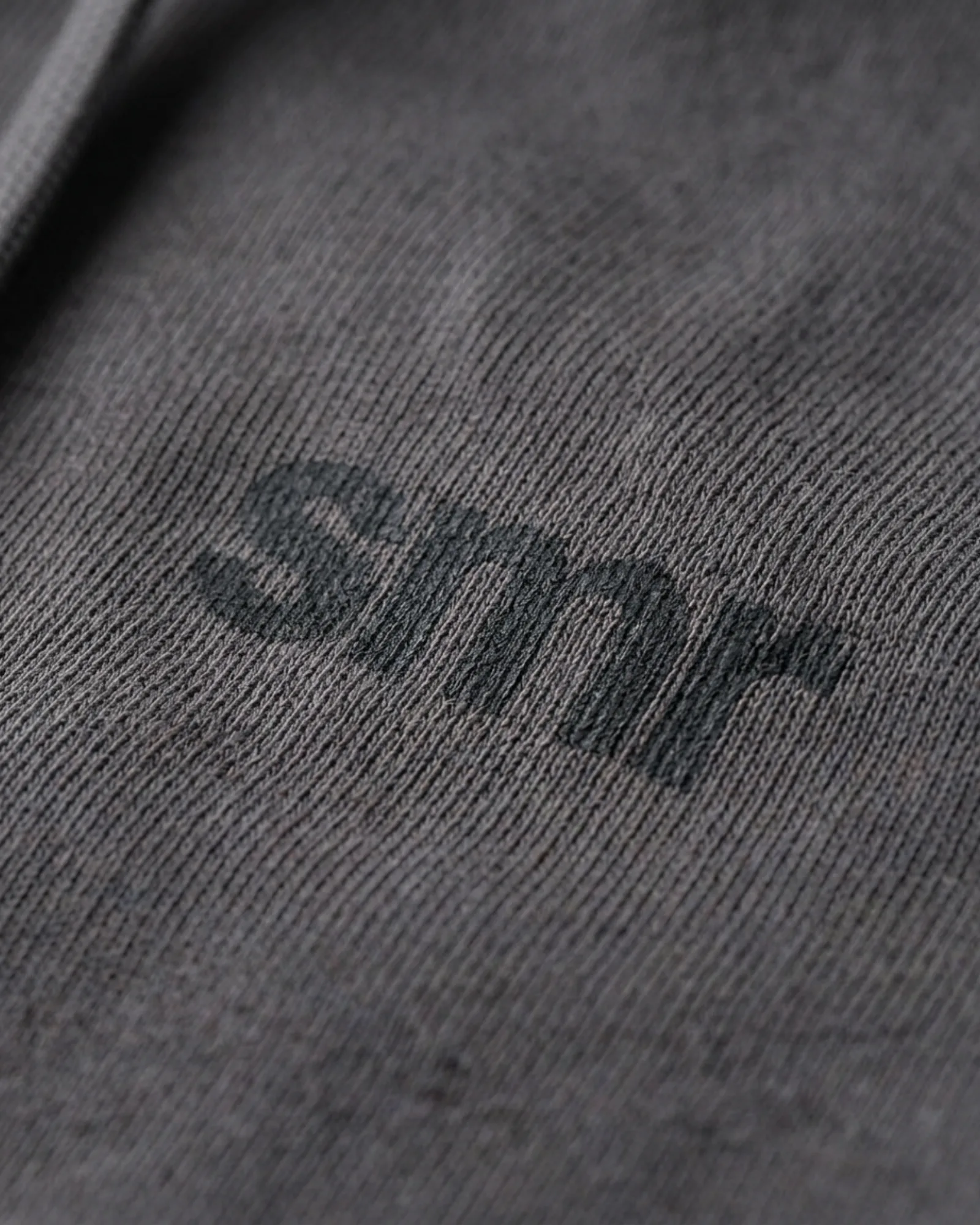 SMR Idle Hood charcoal print detail