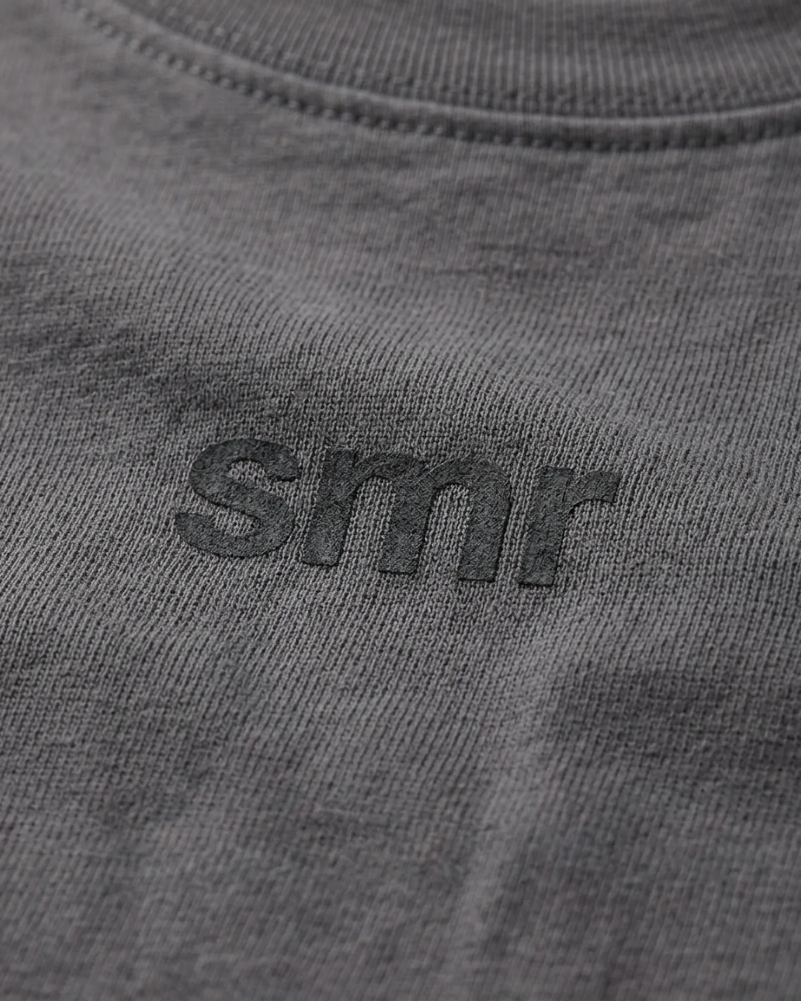 SMR Idle Tee charcoal print detail